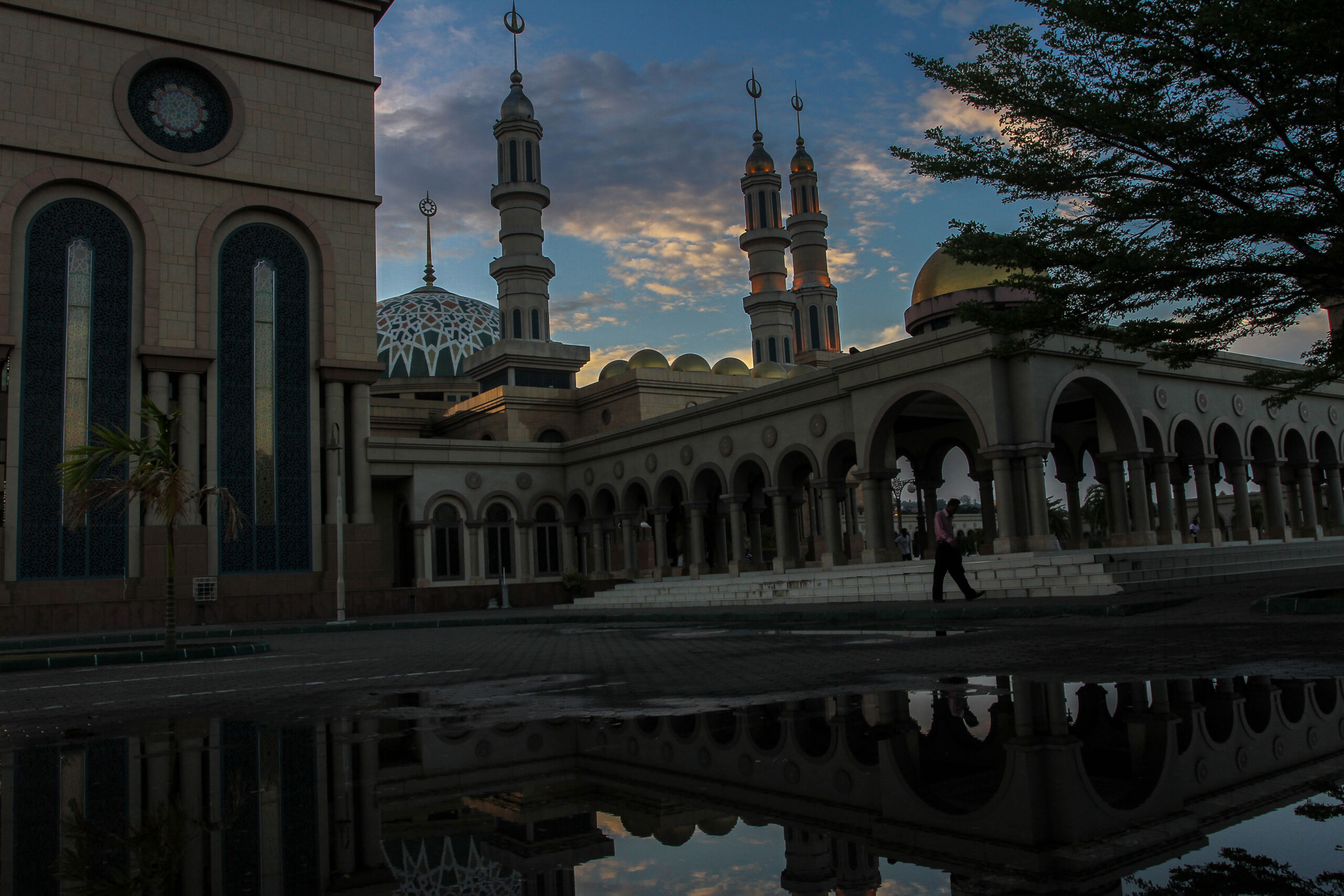 Hikayat Masjid Ratusan Tahun di Tepian Sungai Mahakam